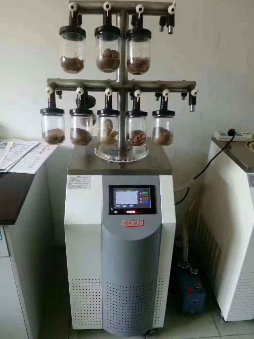 實驗室凍干機3.jpg
